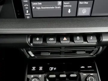 PORSCHE 992 Carrera 4S Cabrio Sportabgas Allradlenkung D