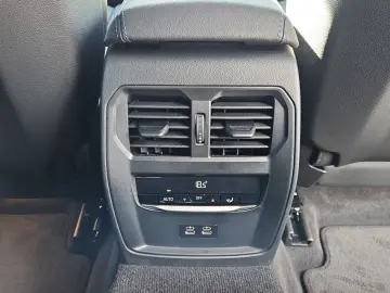 BMW M440i xDrive Lim. LASER NAVI 360  PDC 19  H K