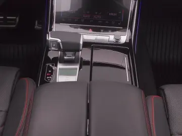 AUDI S8 TFSI quattro  MATRIX PANO AHK B&O StdHz