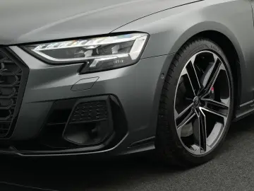 AUDI S8 TFSI quattro  MATRIX PANO AHK B&O StdHz