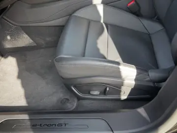 AUDI e-tron GT quattro LED Pano 21Z
