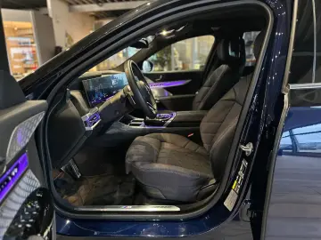 BMW i7 xDrive M70 NP. 235.799€ TV SWAROWSKI KASCHMIR