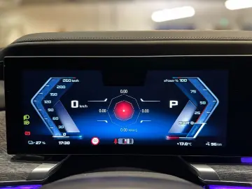 BMW i7 xDrive M70 NP. 235.799€ TV SWAROWSKI KASCHMIR