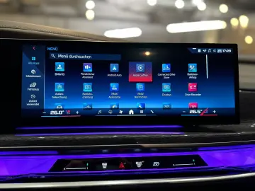 BMW i7 xDrive M70 NP. 235.799€ TV SWAROWSKI KASCHMIR