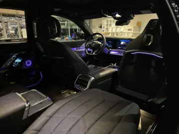 BMW i7 xDrive M70 NP. 235.799€ TV SWAROWSKI KASCHMIR