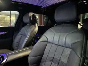 BMW i7 xDrive M70 NP. 235.799€ TV SWAROWSKI KASCHMIR