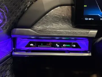 BMW i7 xDrive M70 NP. 235.799€ TV SWAROWSKI KASCHMIR