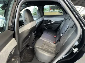 PEUGEOT 3008 Hybrid 145 GT  ACC  360  Memory  Massage!