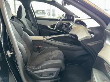 PEUGEOT 3008 Hybrid 145 GT  ACC  360  Memory  Massage!