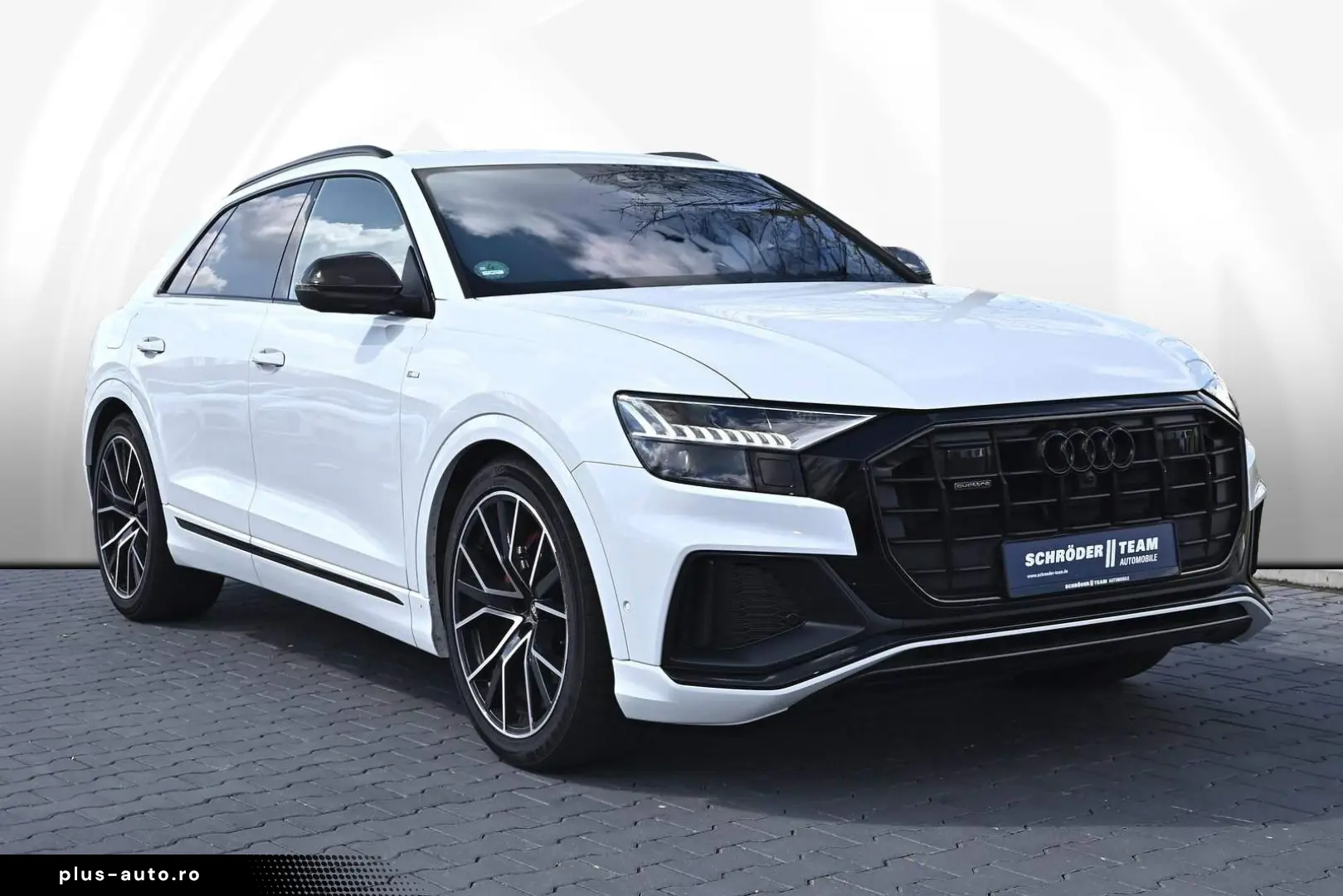 AUDI Q8 50 TDI S line Competition   Matrix Pano Assis