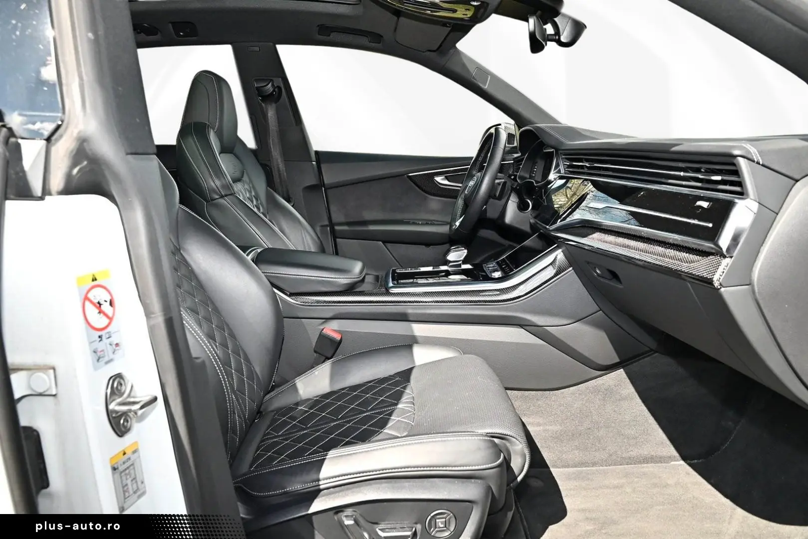 AUDI Q8 50 TDI S line Competition   Matrix Pano Assis