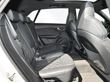 AUDI Q8 50 TDI S line Competition   Matrix Pano Assis