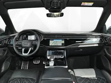AUDI Q8 50 TDI S line Competition   Matrix Pano Assis