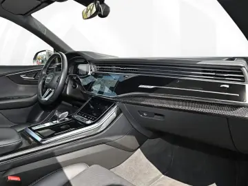AUDI Q8 50 TDI S line Competition   Matrix Pano Assis