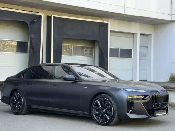 BMW i7 60 M-Sport IconicGlow Bow&Wil Fond-TV Massage