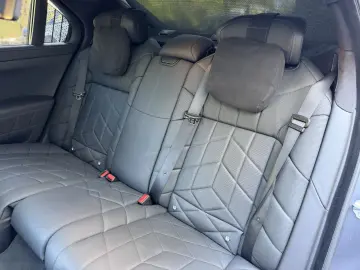 BMW i7 60 M-Sport IconicGlow Bow&Wil Fond-TV Massage