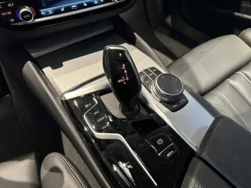 BMW 520i Limo DA St Go RFK SHZ DAB LiveProf SpoSi