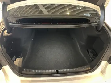 BMW 520i Limo DA St Go RFK SHZ DAB LiveProf SpoSi
