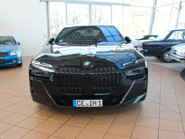 BMW 740 7 740 d xDrive M Sport 8-fach