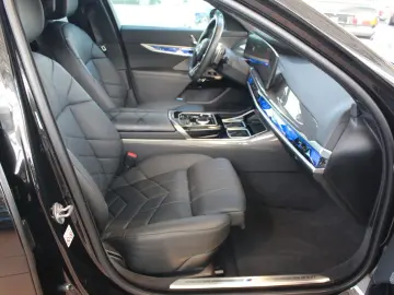 BMW 740 7 740 d xDrive M Sport 8-fach