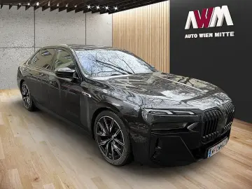 BMW M760e xDrive Limousine 18 7 kWh Aut.