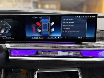 BMW M760e xDrive Limousine 18 7 kWh Aut.