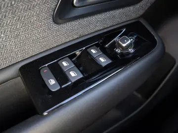 CITROEN C5 X Feel Pack Hybrid HUD 2xPDC Kam Navi