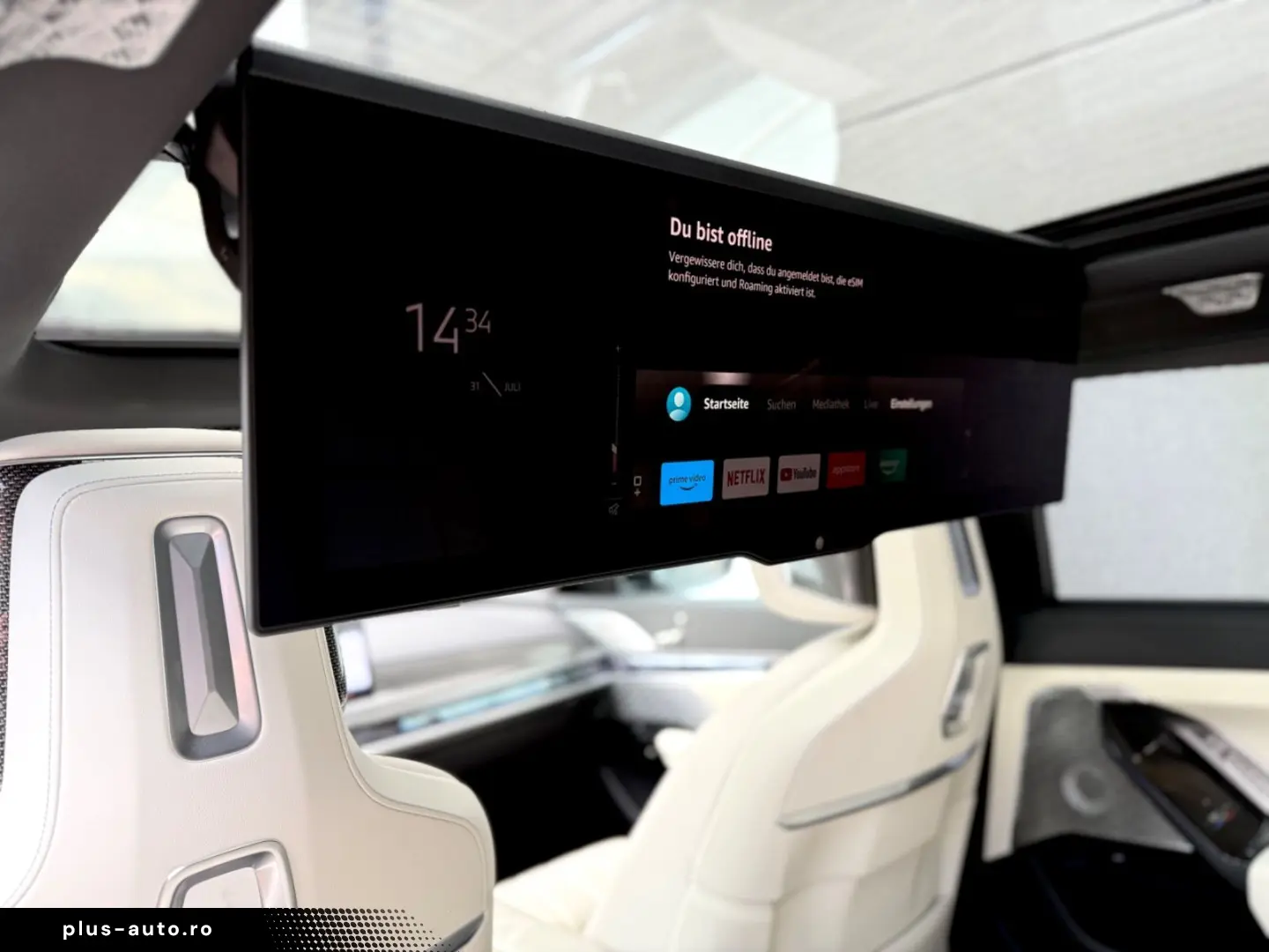 BMW M70 INDIVIDUAL PANO SKY-L CINEMA B&W CARBON ICON