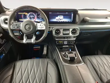 MERCEDES-BENZ G -Modell 63 AMG G Manufaktur Carbon STH Pano
