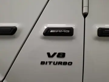 MERCEDES-BENZ G -Modell 63 AMG G Manufaktur Carbon STH Pano