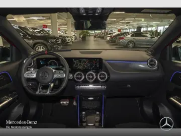 MERCEDES-BENZ GLA 35 4M AMG Night MBUX HE FAP Pano HuD Mbeam