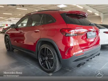 MERCEDES-BENZ GLA 35 4M AMG Night MBUX HE FAP Pano HuD Mbeam