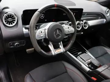 MERCEDES-BENZ GLB 35 AMG 4M 360  Distr Night Pano