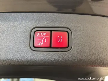 MERCEDES-BENZ GLC 300 4M AMG LINE PREMIUM PLUS NIGHT…