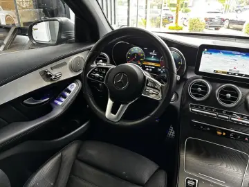 MERCEDES-BENZ GLC 300 d Coupé AMG 4M LED HUD Pano Di&hellip;