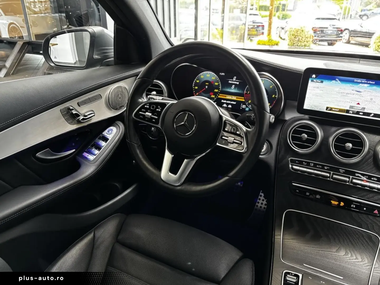 MERCEDES-BENZ GLC 300 d Coupé AMG 4M LED HUD Pano Di&hellip;