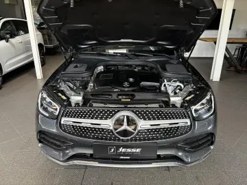 MERCEDES-BENZ GLC 300 d Coupé AMG 4M LED HUD Pano Di&hellip;