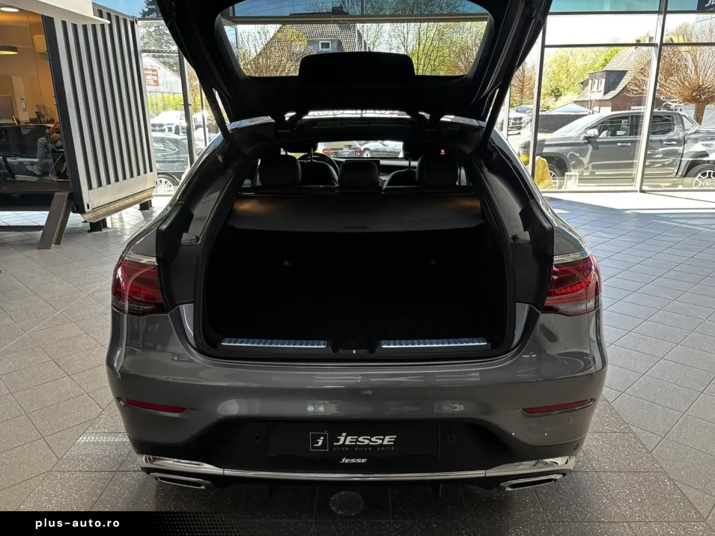 MERCEDES-BENZ GLC 300 d Coupé AMG 4M LED HUD Pano Di&hellip;