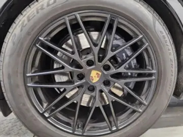 PORSCHE Cayenne Coupe E-Hybrid  SportDesign HAL SpAbgas