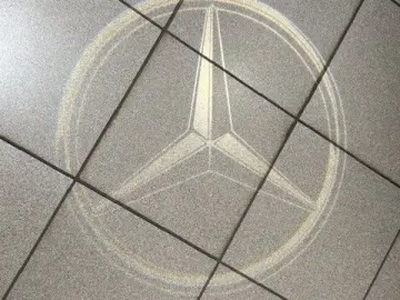 MERCEDES-BENZ GLC 200 AMG HEADUP AHK SOUND PANO DIGI&hellip;