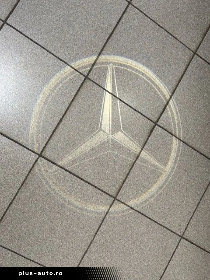 MERCEDES-BENZ GLC 200 AMG HEADUP AHK SOUND PANO DIGI&hellip;