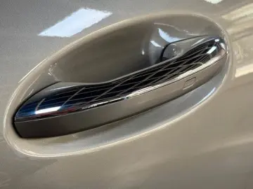 MERCEDES-BENZ GLC 200 AMG HEADUP AHK SOUND PANO DIGI&hellip;