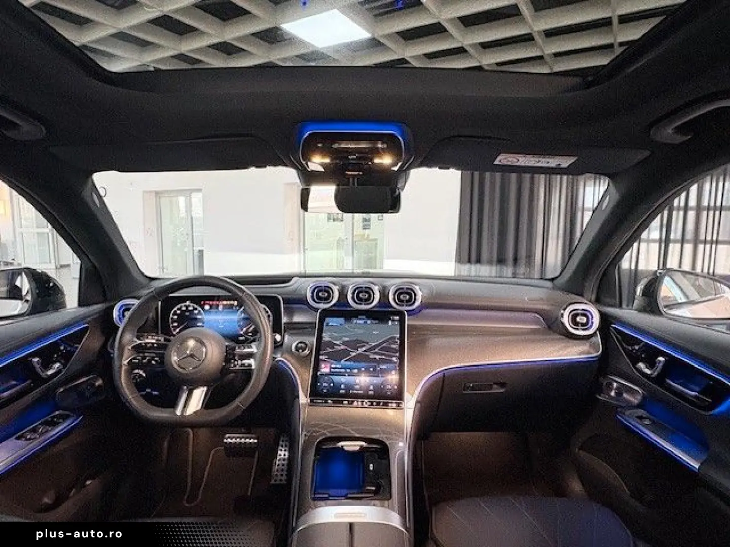 MERCEDES-BENZ GLC 200 AMG HEADUP AHK SOUND PANO DIGI&hellip;