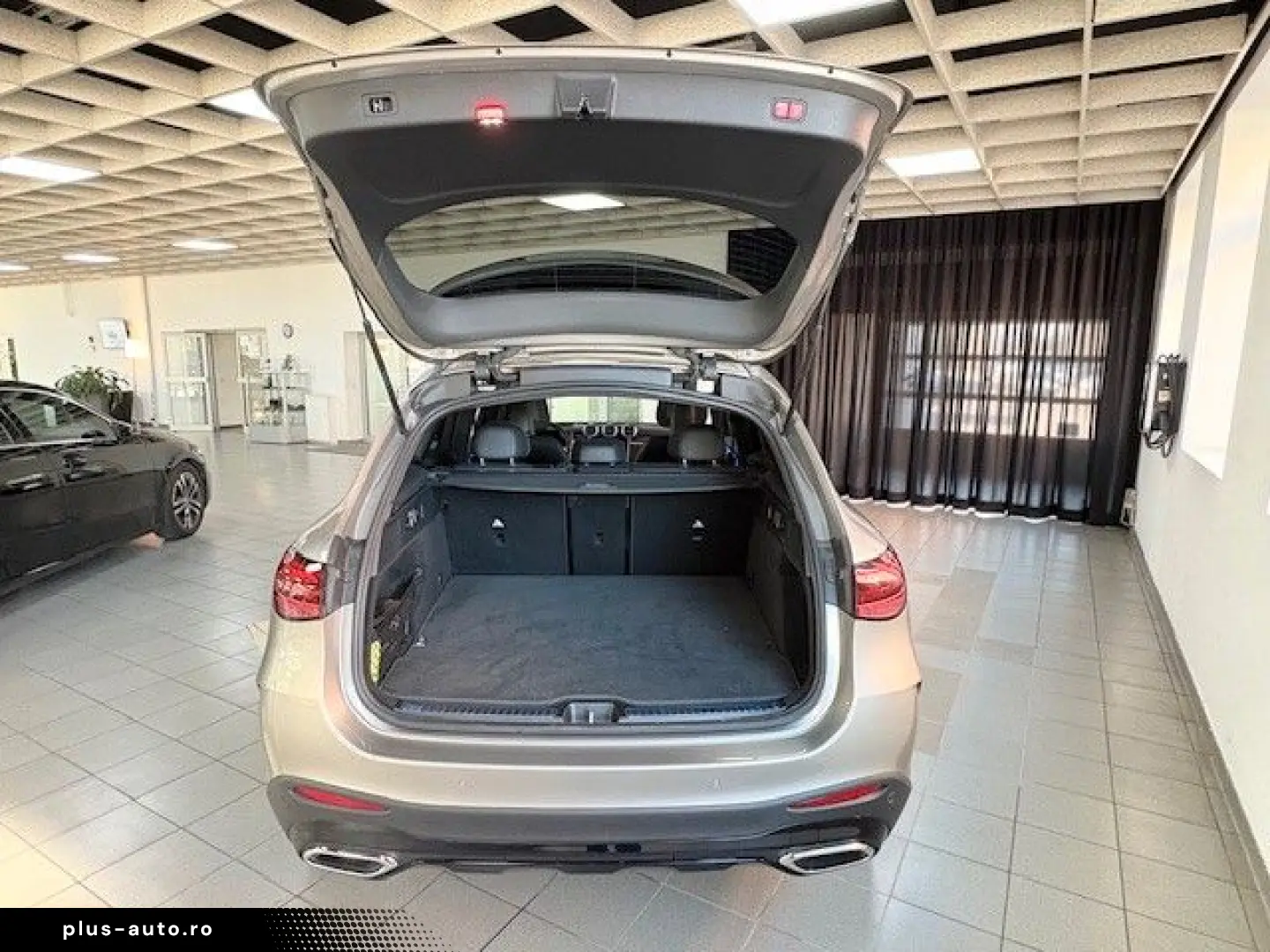 MERCEDES-BENZ GLC 200 AMG HEADUP AHK SOUND PANO DIGI&hellip;