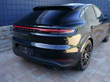 PORSCHE Cayenne Coupe E-Hybrid  AHK INNO HD-MATRIX