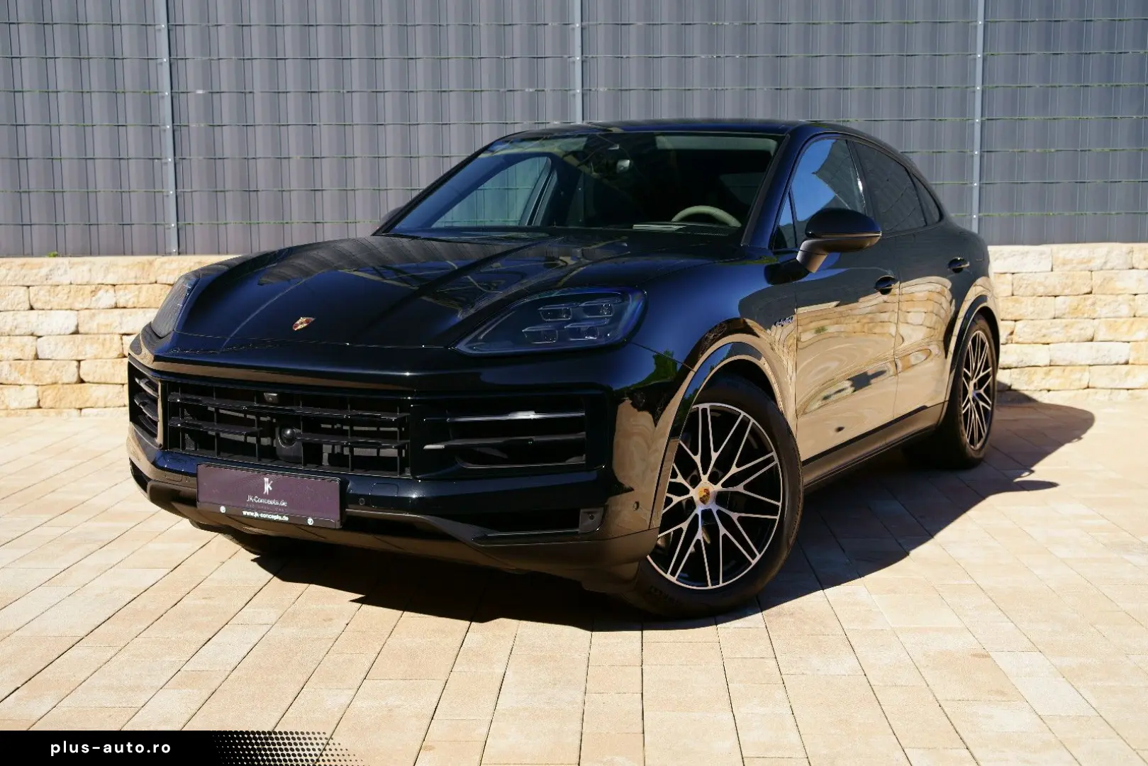 PORSCHE Cayenne Coupe E-Hybrid  AHK INNO HD-MATRIX