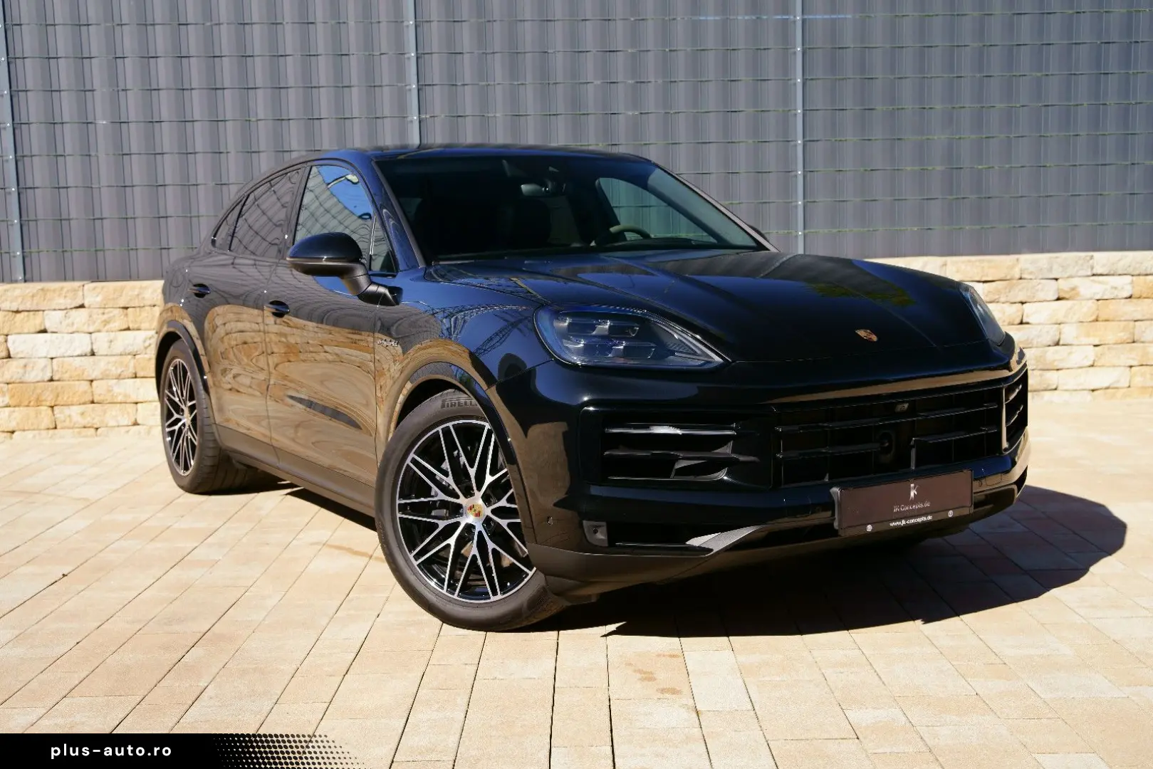 PORSCHE Cayenne Coupe E-Hybrid  AHK INNO HD-MATRIX