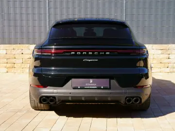 PORSCHE Cayenne Coupe E-Hybrid  AHK INNO HD-MATRIX