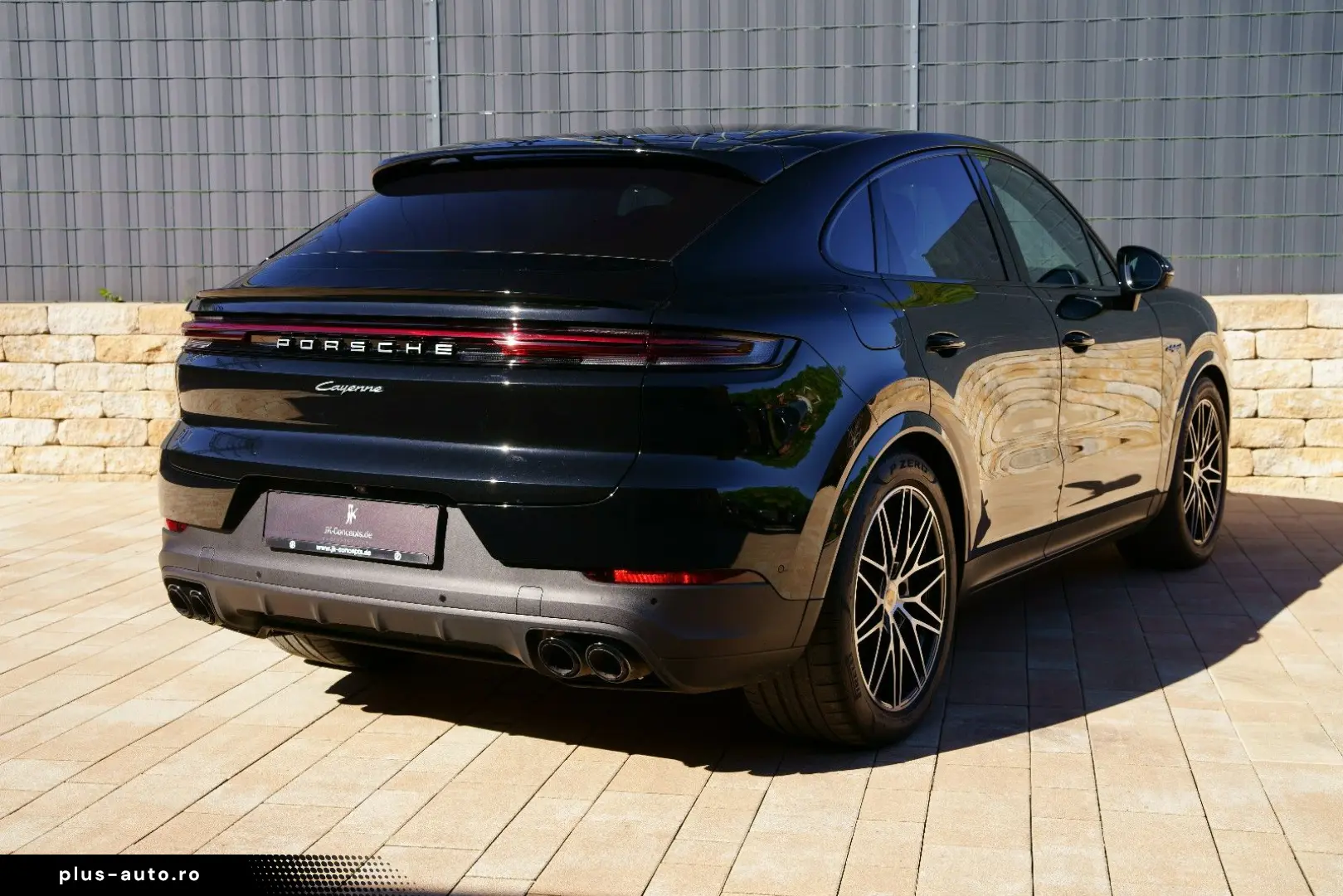 PORSCHE Cayenne Coupe E-Hybrid  AHK INNO HD-MATRIX