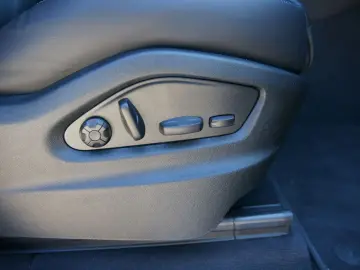 PORSCHE Cayenne Coupe E-Hybrid  AHK INNO HD-MATRIX